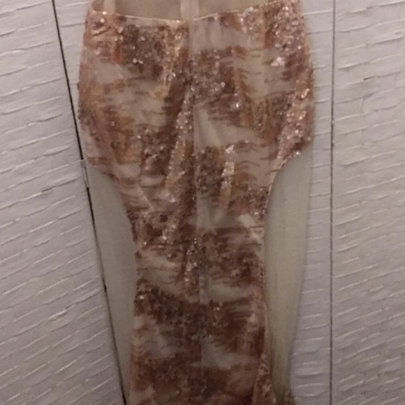 Gold & Sexy mermaid gown - Picture 11 of 12